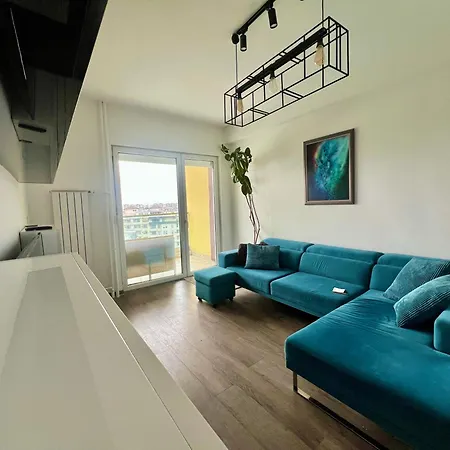 Glowing Place Apartment